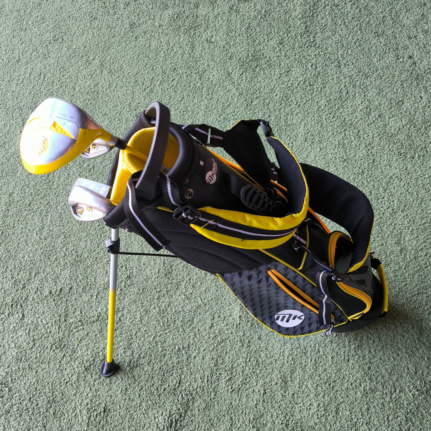 Mkids Yellow Half Set Driver, 7i, SW, Putter, Bag