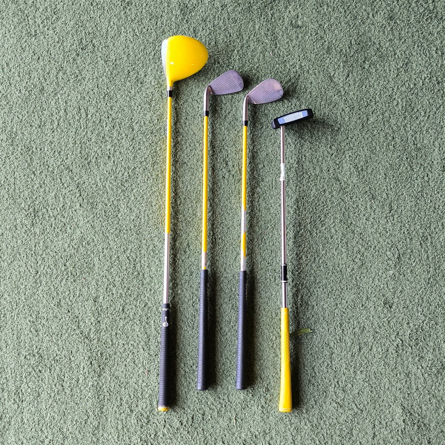 Mkids Yellow Half Set Driver, 7i, SW, Putter, Bag