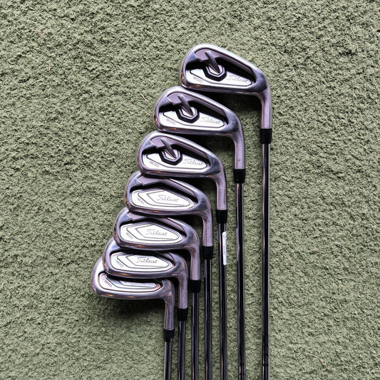 T300 Irons 5-PW+GW AMT Black S300 Shafts